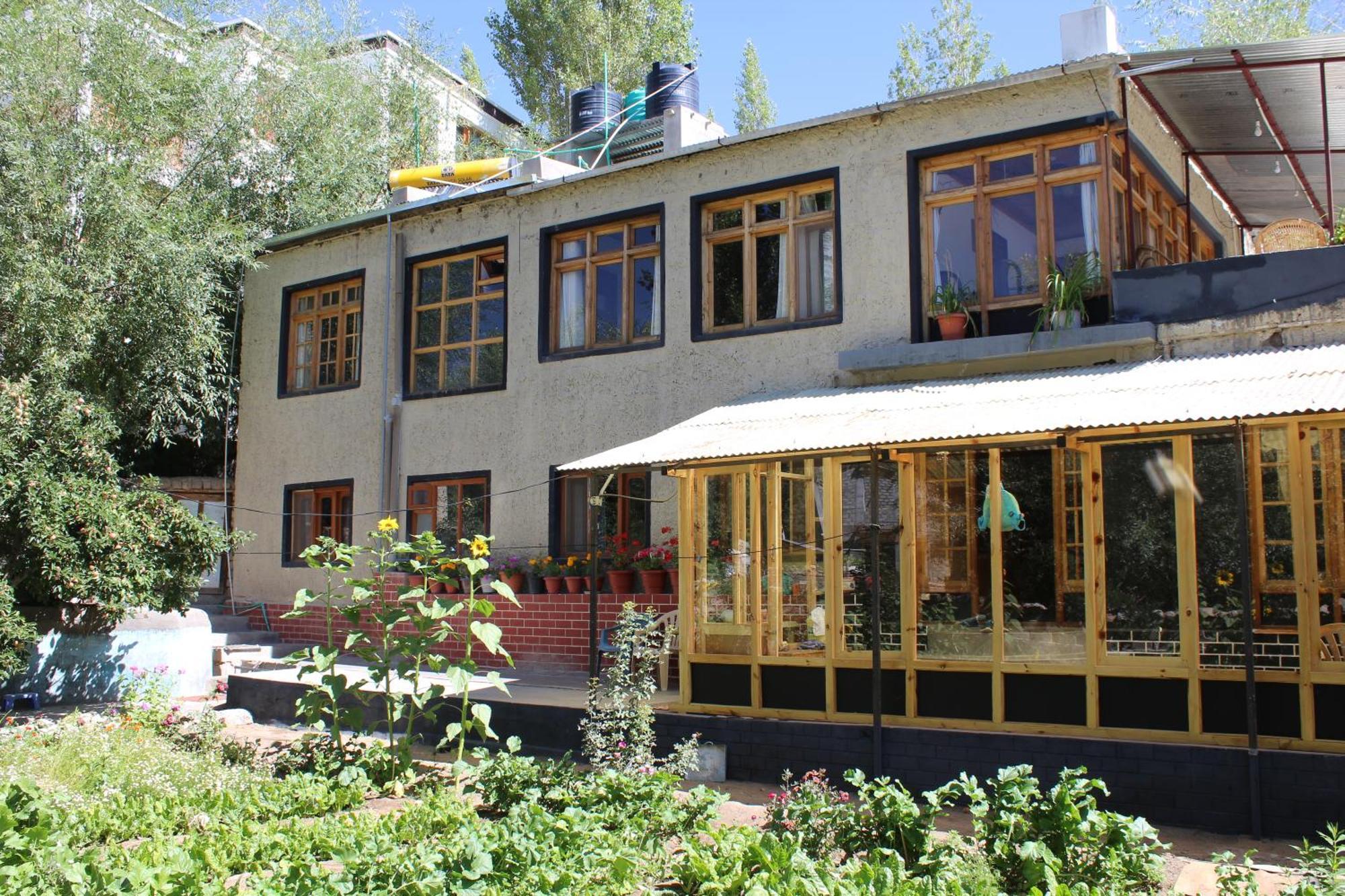 Karma Lodge Лех Екстериор снимка