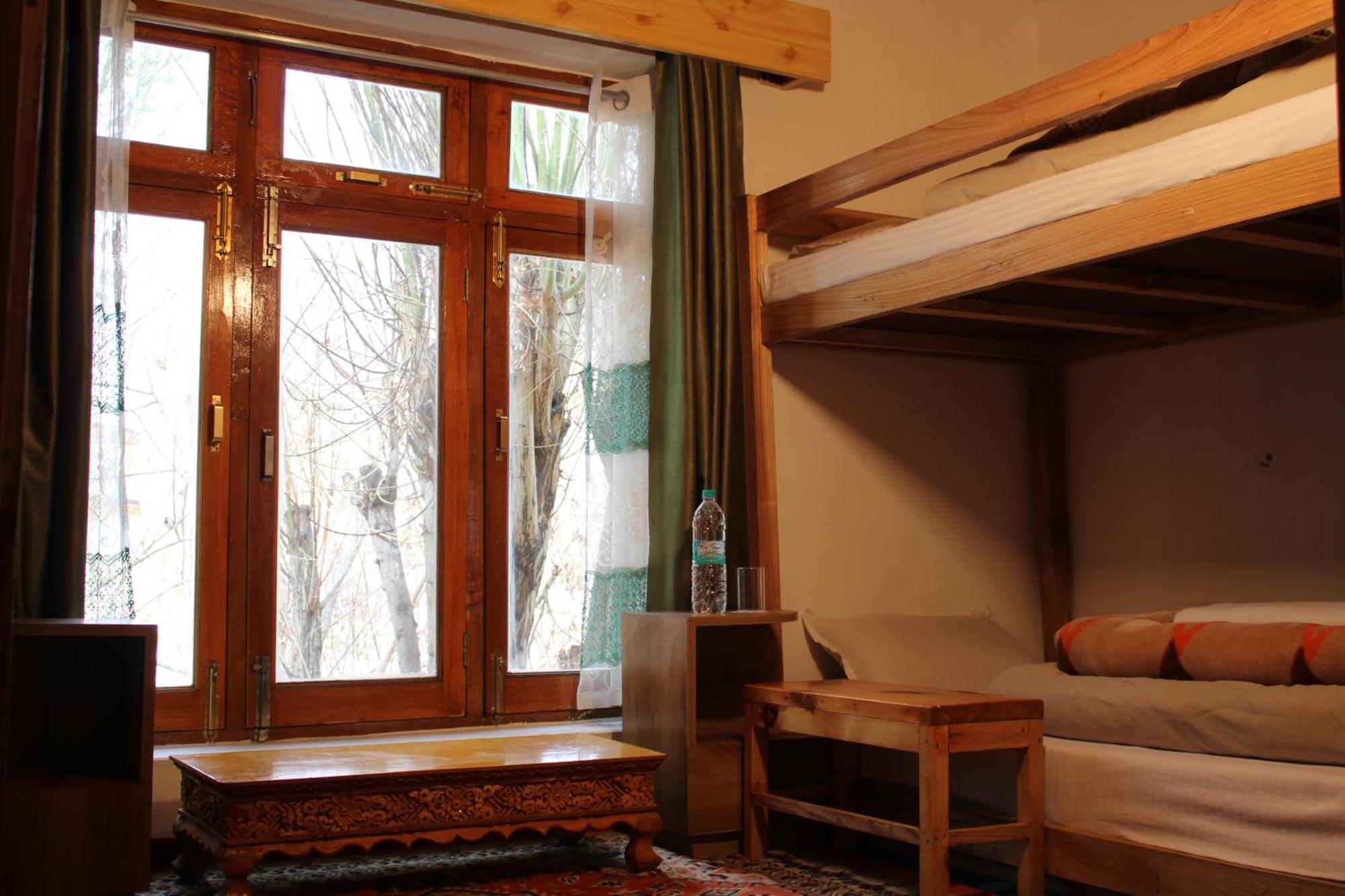 Karma Lodge Лех Екстериор снимка