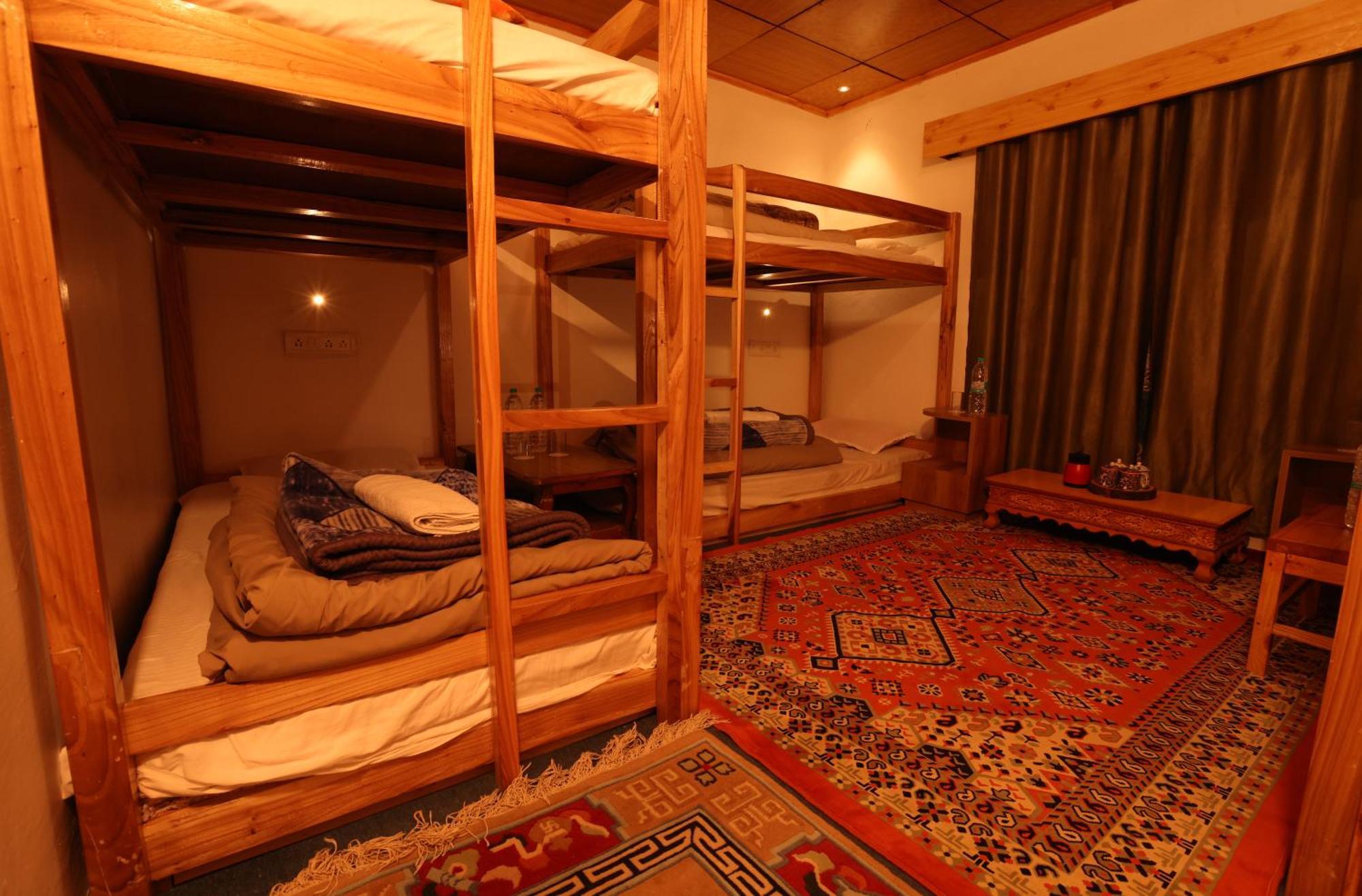 Karma Lodge Лех Екстериор снимка