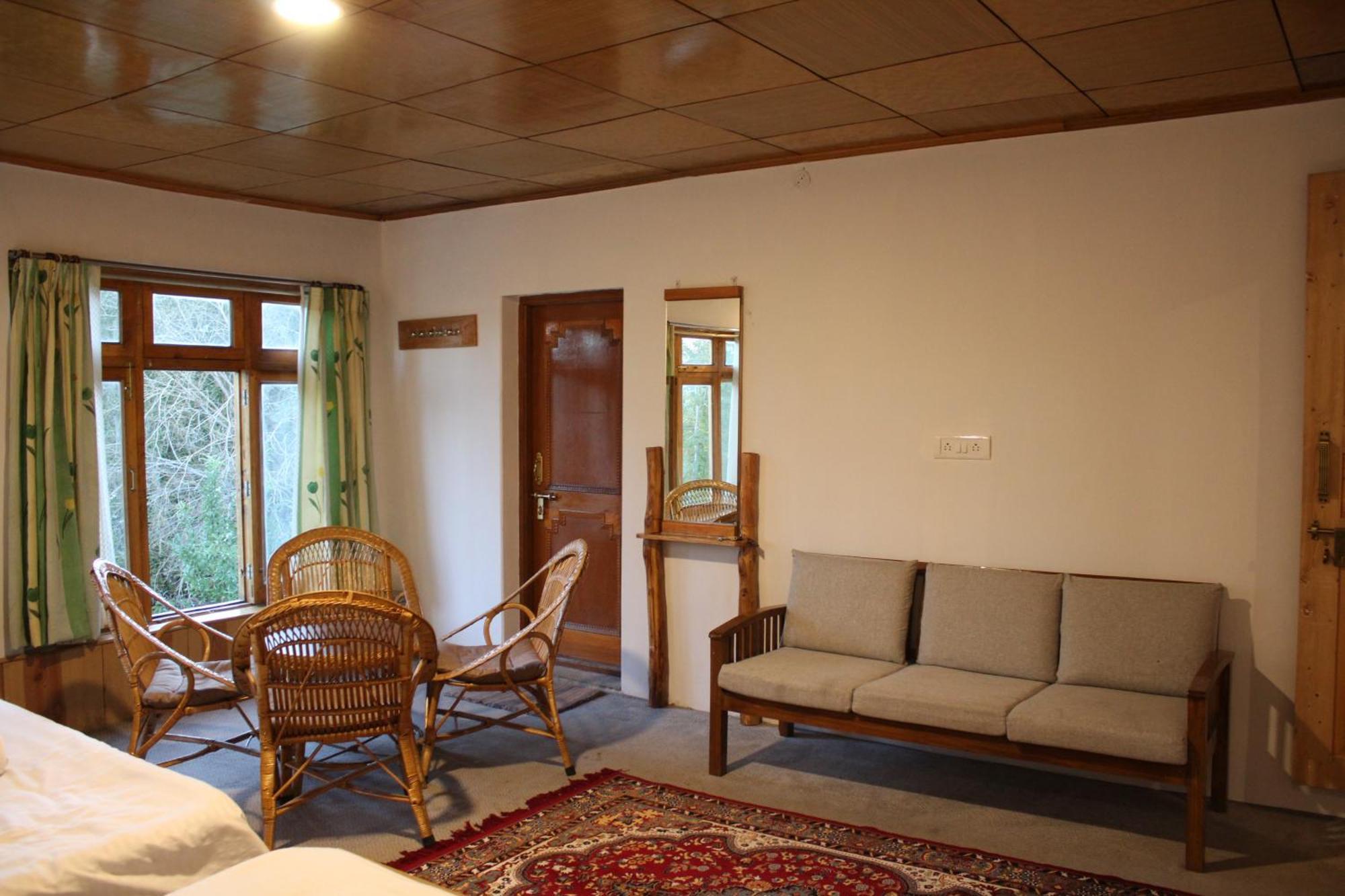 Karma Lodge Лех Екстериор снимка