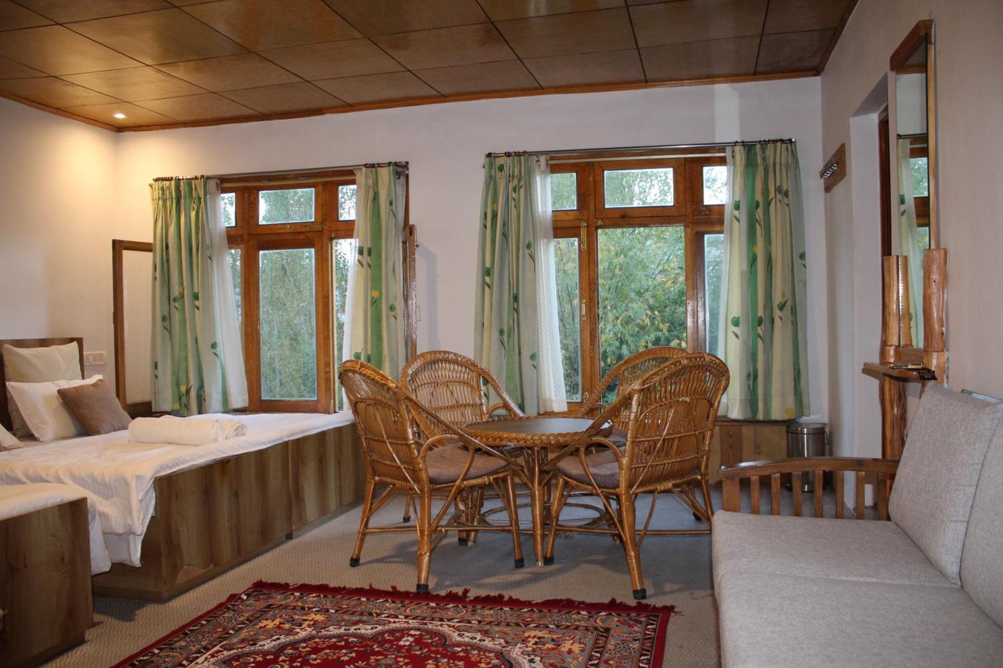 Karma Lodge Лех Екстериор снимка